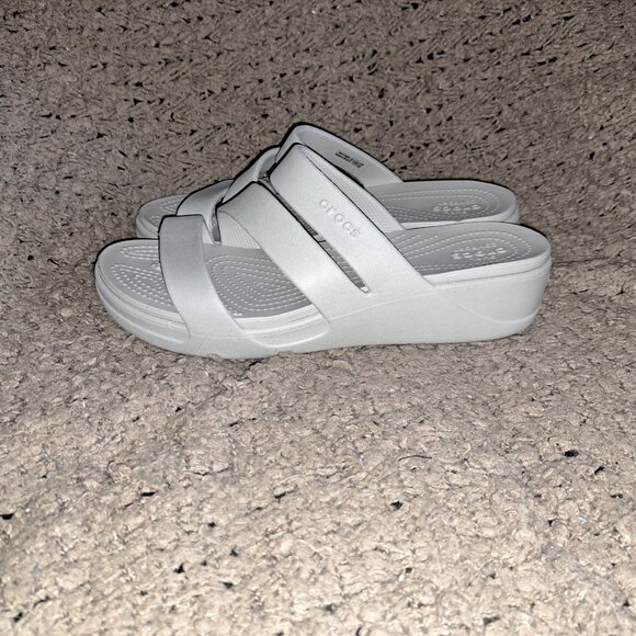 CROCS-Monterey Grey DUAL COMFORT Strappy Wedge Sandals/Slides-Size 10-NWOB - Picture 2 of 8